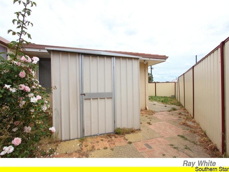 7 Hickson Avenue, Armadale WA 6112