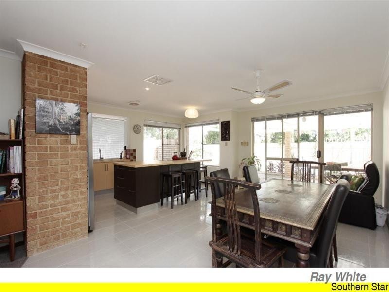 Seville Grove WA 6112