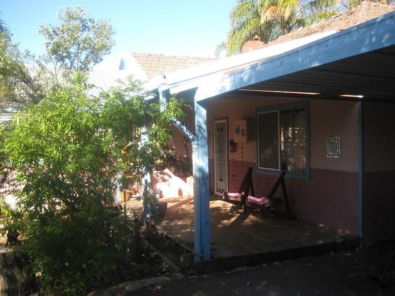 30 Third Avenue, Kelmscott WA 6111