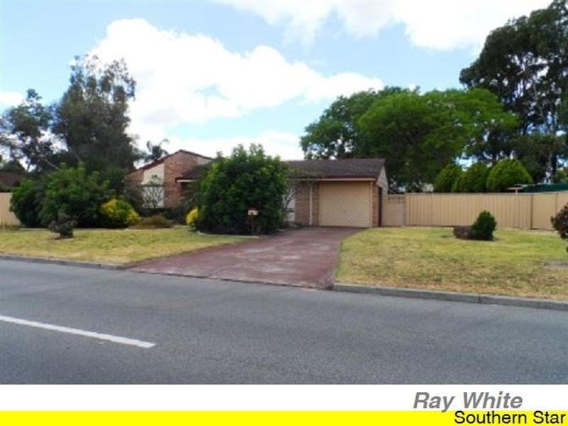 18 Braemore Street, Seville Grove WA 6112