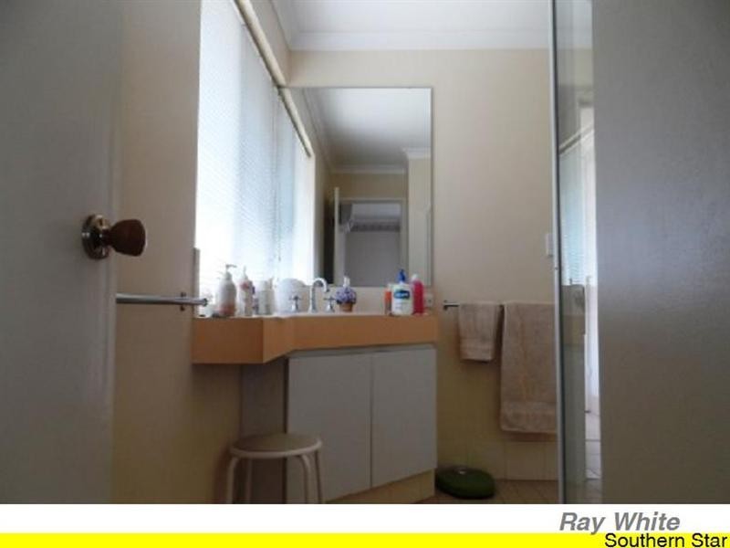 18 Braemore Street, Seville Grove WA 6112