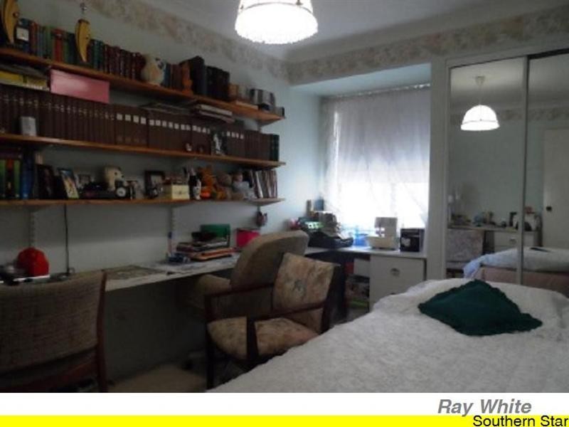 18 Braemore Street, Seville Grove WA 6112