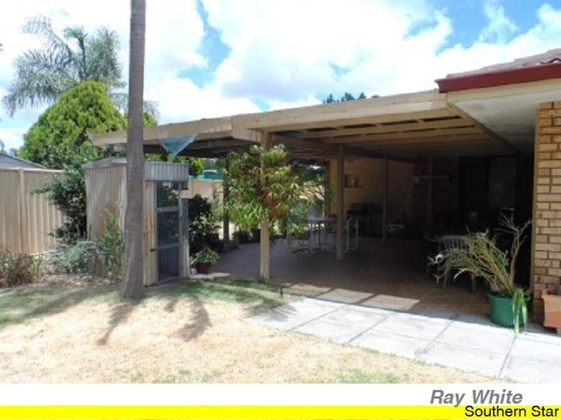 18 Braemore Street, Seville Grove WA 6112