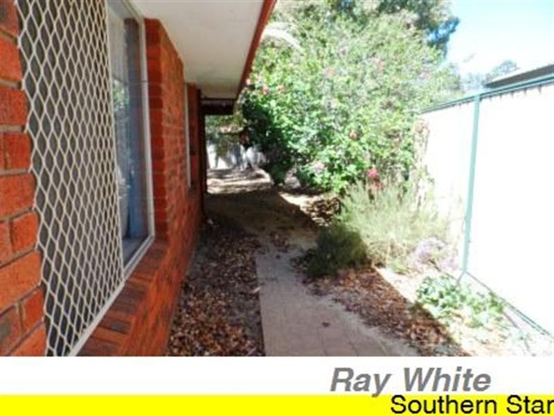 17b Cohuna Drive, Armadale WA 6112