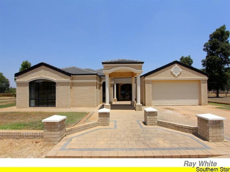 754 Rowley Road, Oakford WA 6121