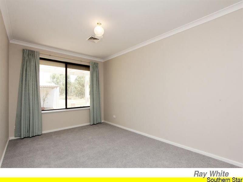 754 Rowley Road, Oakford WA 6121