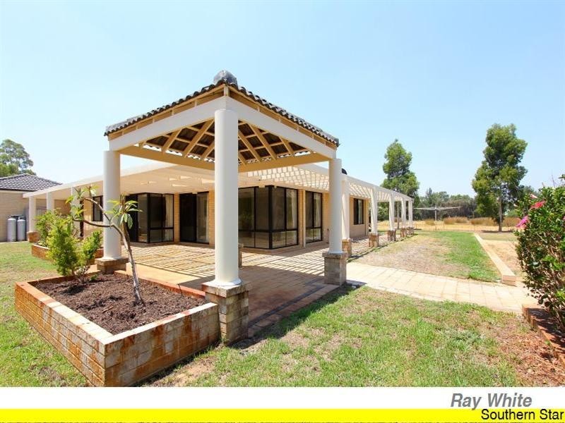 754 Rowley Road, Oakford WA 6121