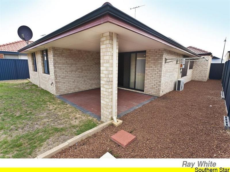 29 Portwine Avenue, Byford WA 6122