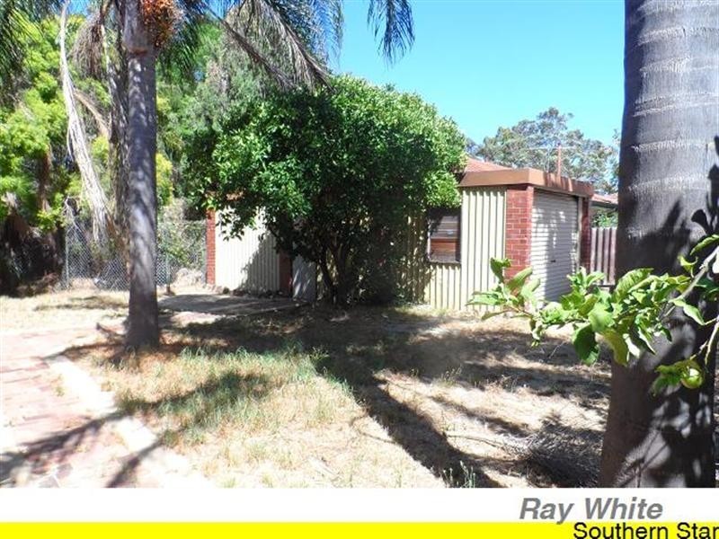 27 Bowden Place, Armadale WA 6112