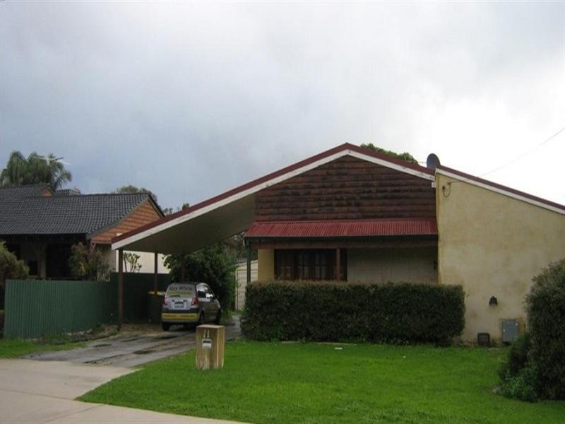 55 Schruth Street, Kelmscott WA 6111