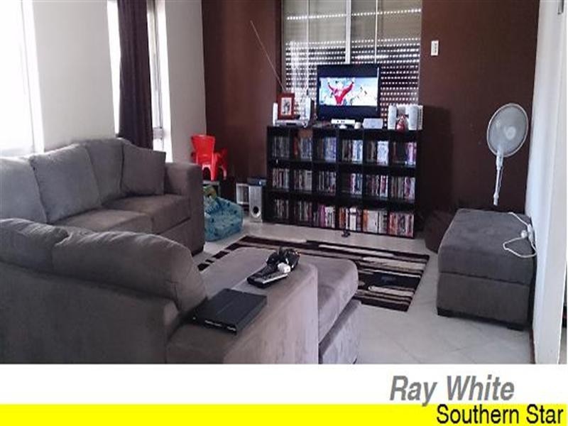 18 Faraday Street, Camillo WA 6111