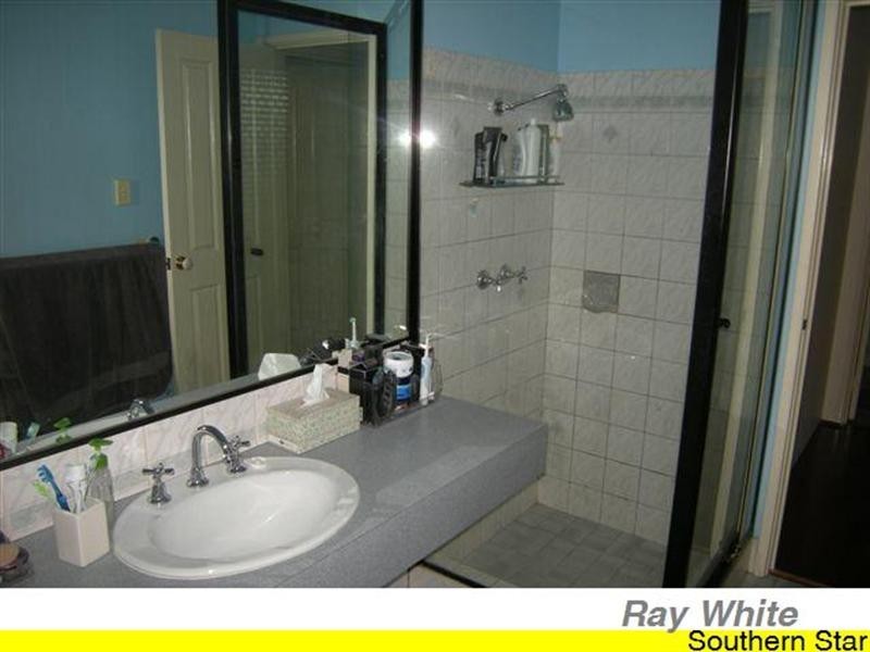 5 Jooleen Way, Thornlie WA 6108