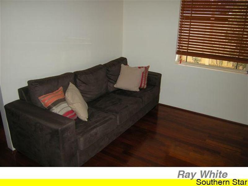 5 Jooleen Way, Thornlie WA 6108