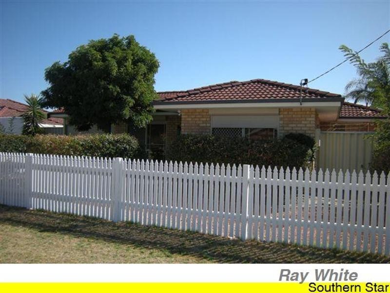 5 Jooleen Way, Thornlie WA 6108