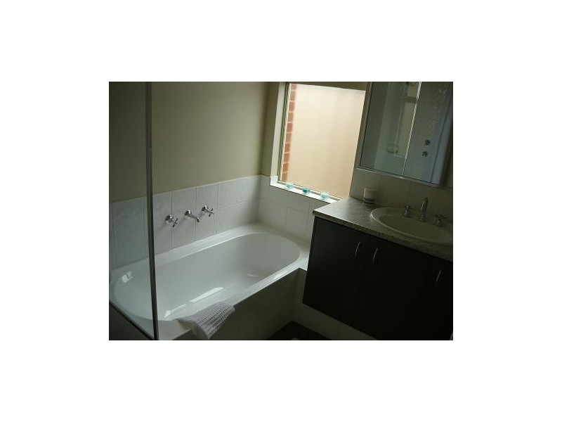 28/65 Little John Road, Armadale WA 6112