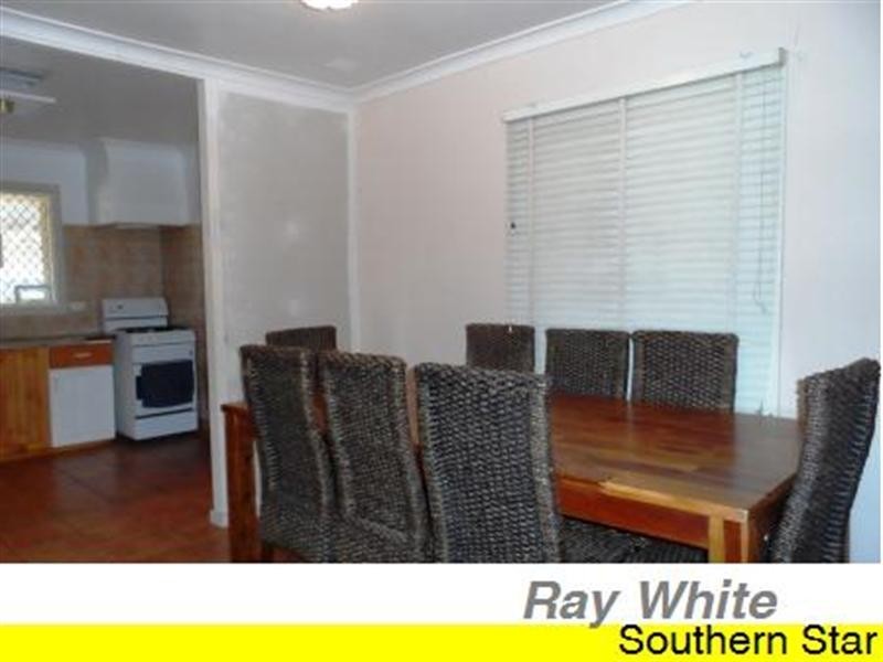 16 Grasmere Place, Kelmscott WA 6111
