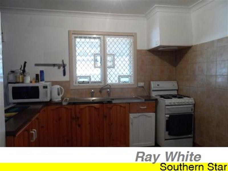 16 Grasmere Place, Kelmscott WA 6111