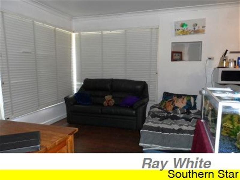 16 Grasmere Place, Kelmscott WA 6111