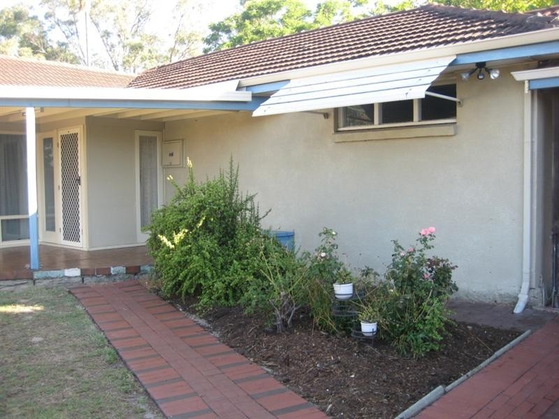 26 Selby Street, Thornlie WA 6108