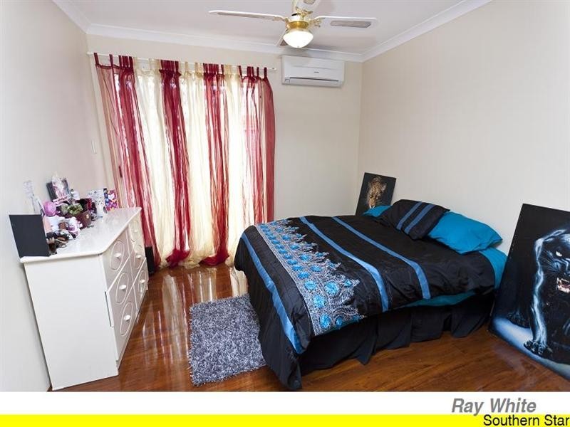 30 Hemingway Drive, Camillo WA 6111