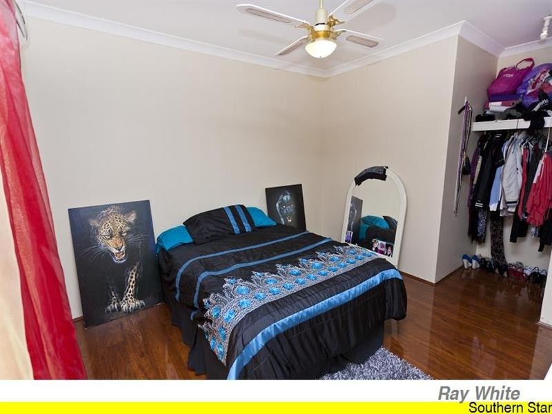 30 Hemingway Drive, Camillo WA 6111