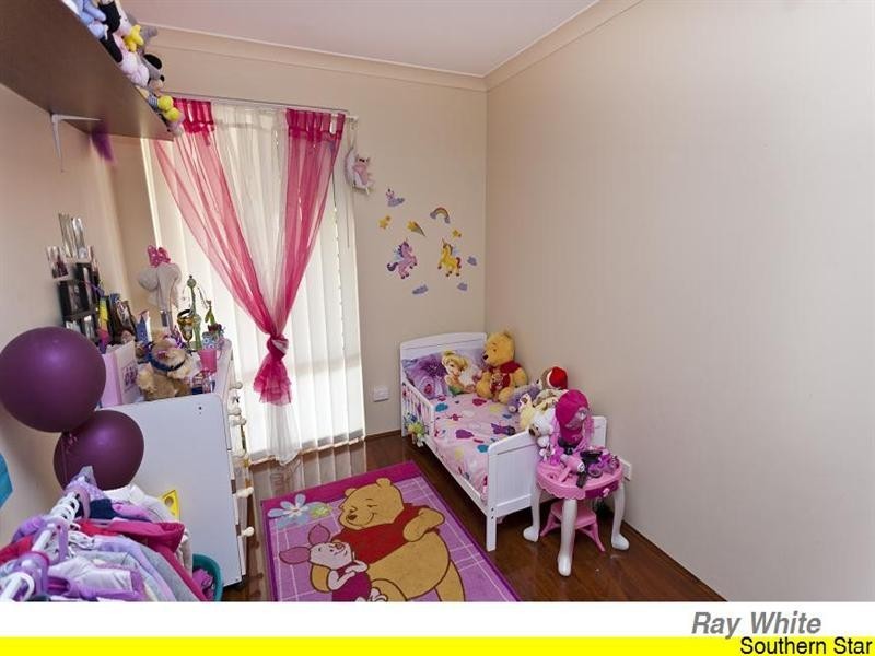 30 Hemingway Drive, Camillo WA 6111