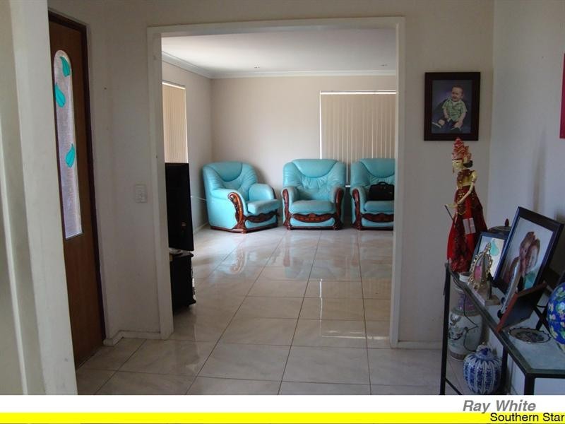 5 Slee Avenue, Kelmscott WA 6111