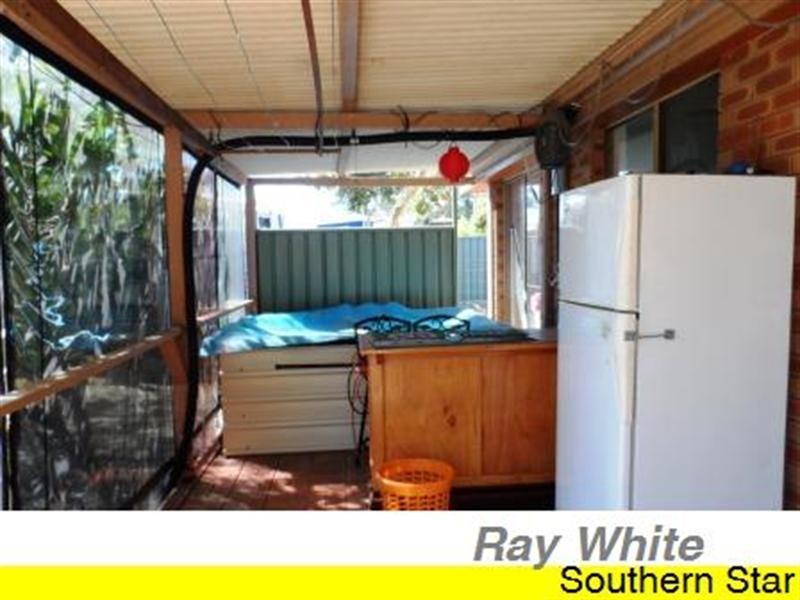 4 Smith Close, Armadale WA 6112