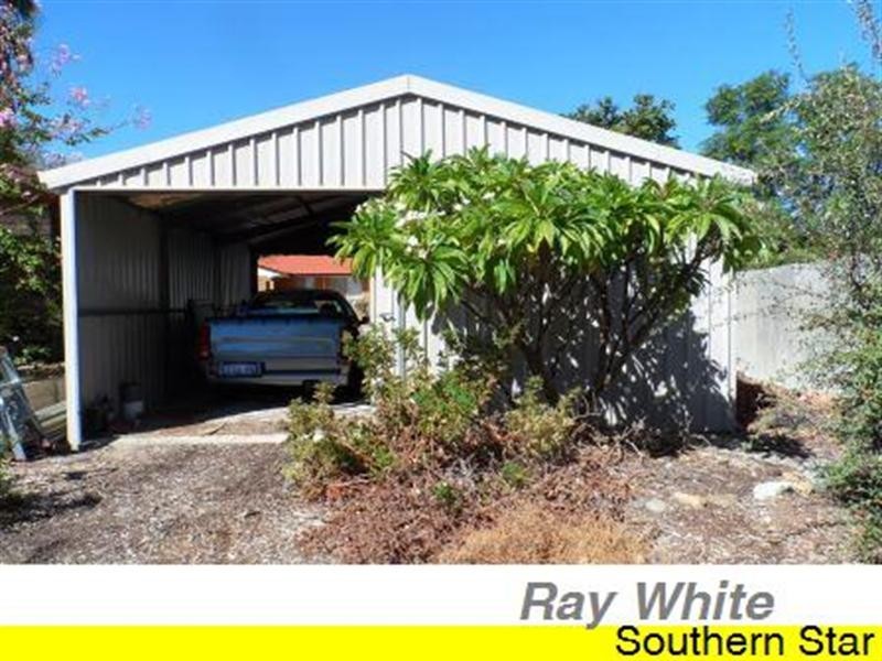 4 Smith Close, Armadale WA 6112