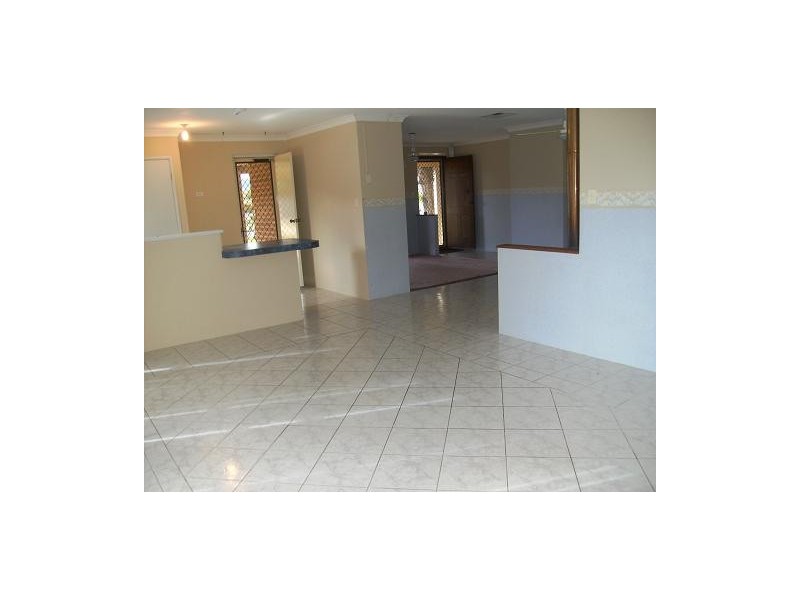 60 Chisholm Circle, Seville Grove WA 6112