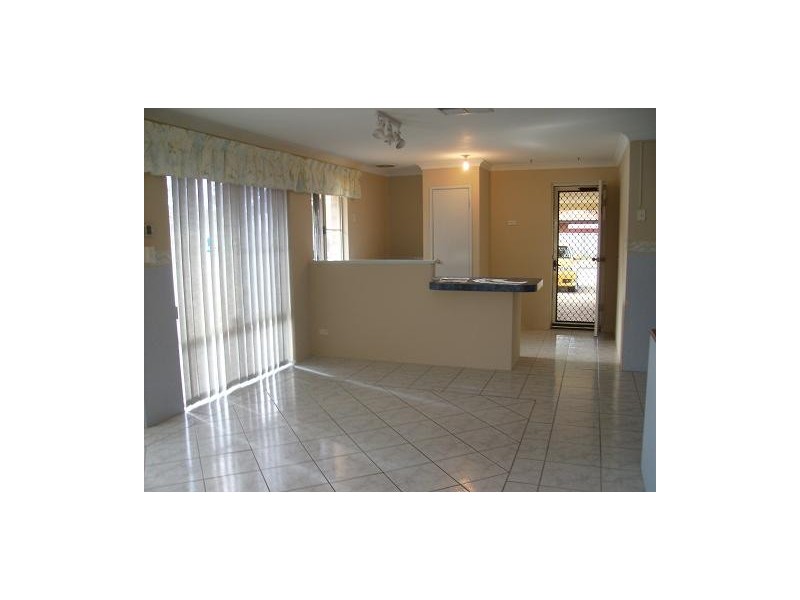 60 Chisholm Circle, Seville Grove WA 6112