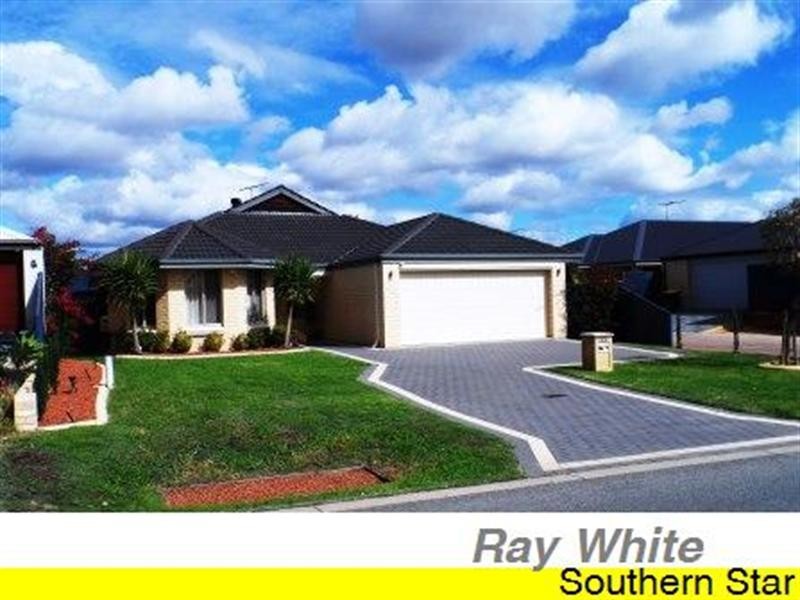 33 Plaistowe Boulevard, Byford WA 6122