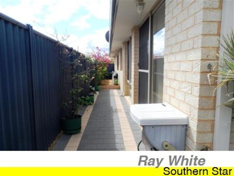 33 Plaistowe Boulevard, Byford WA 6122