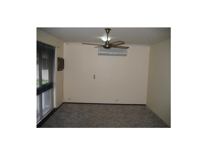 14 Windarra Avenue, Armadale WA 6112