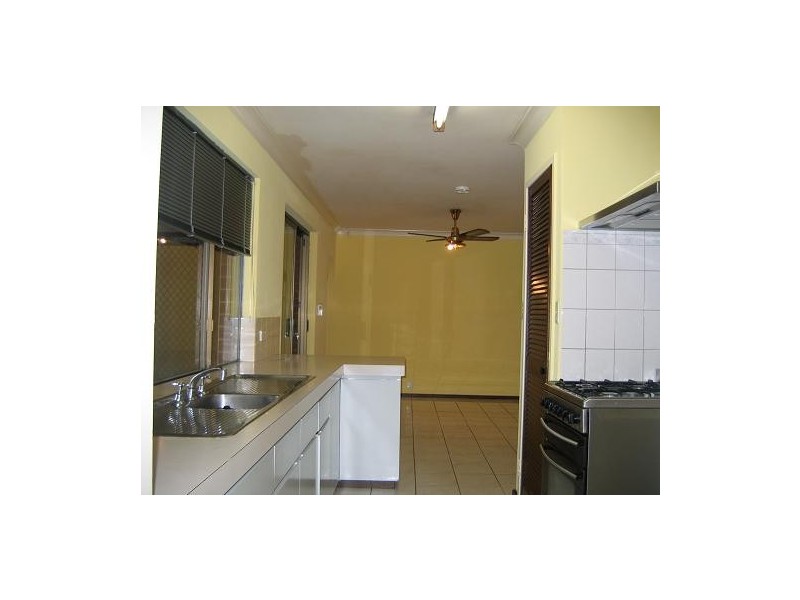 14 Windarra Avenue, Armadale WA 6112