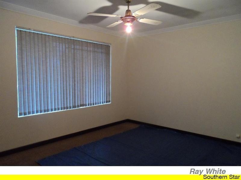 9 Hakea Road, Camillo WA 6111