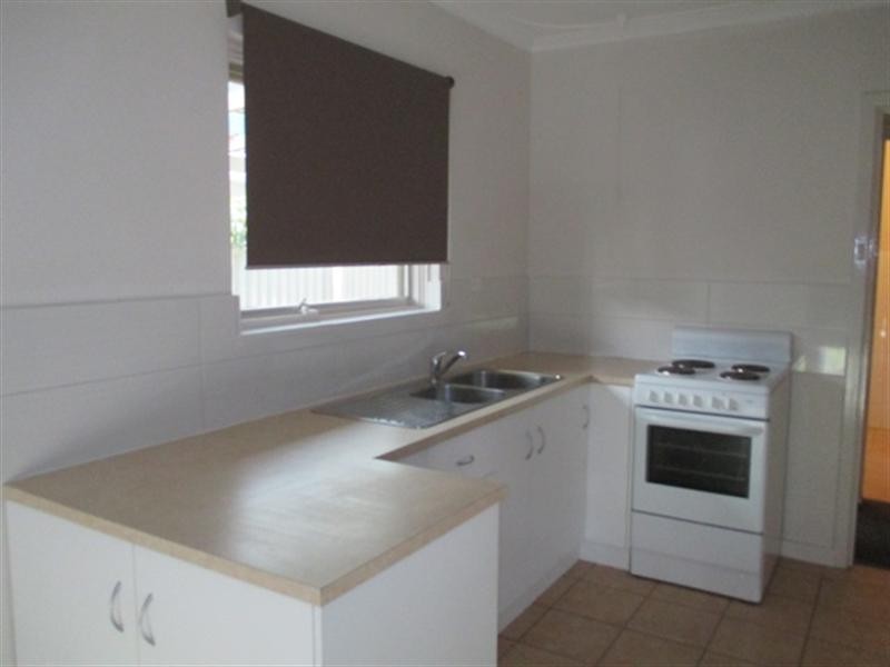 30 Lantana Way, Camillo WA 6111