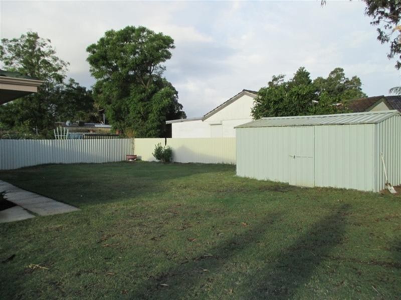 30 Lantana Way, Camillo WA 6111