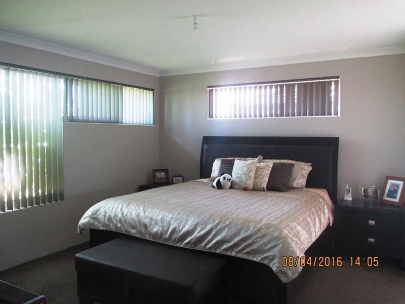 9 Larimar Parade, Byford WA 6122