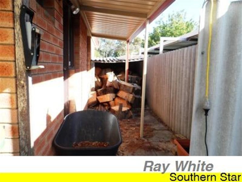 4 Hillman Court, Kelmscott WA 6111