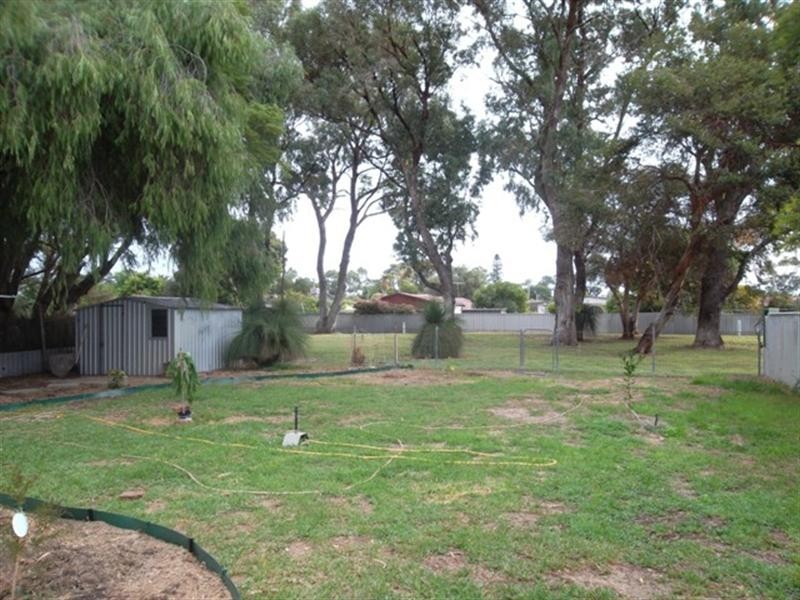 11 Cetus Court, Rockingham WA 6168