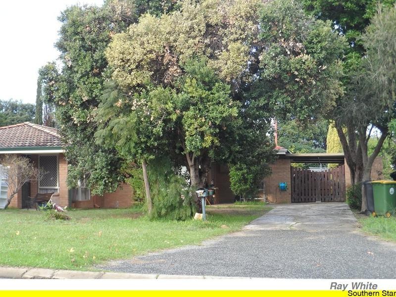 15 Deerness Way, Armadale WA 6112