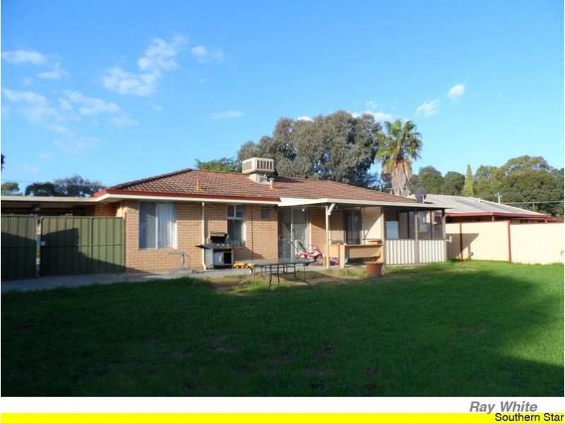 10 Grafham Road, Brookdale WA 6112