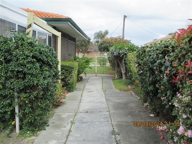 20 Elanora Road, Armadale WA 6112