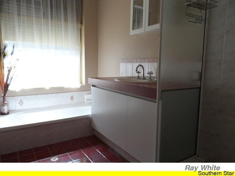 31 Kowin Court, Cardup WA 6122