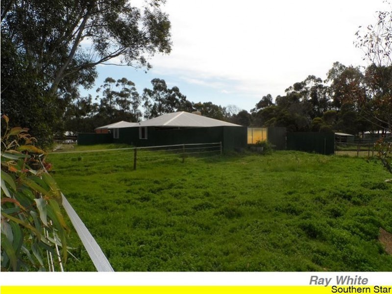 31 Kowin Court, Cardup WA 6122