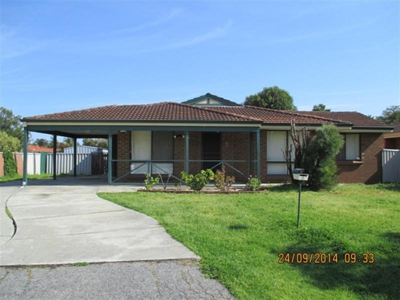 9 Excalibur Circle, Camillo WA 6111