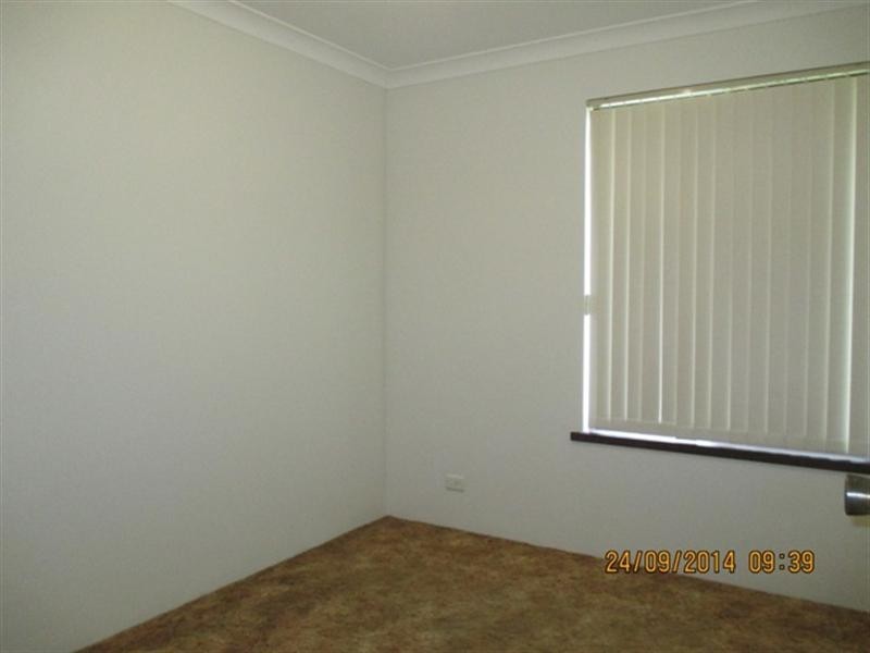 9 Excalibur Circle, Camillo WA 6111