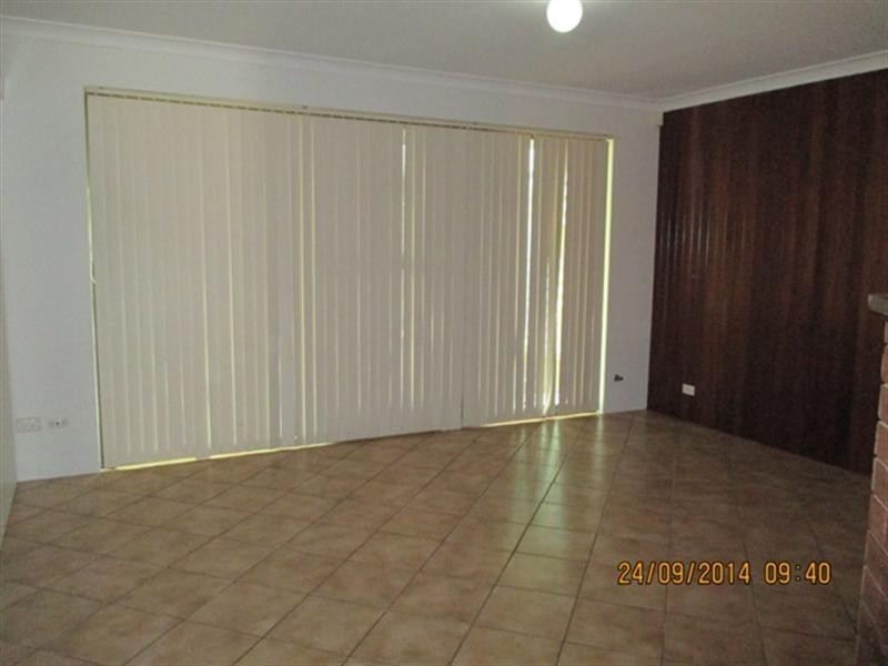 9 Excalibur Circle, Camillo WA 6111