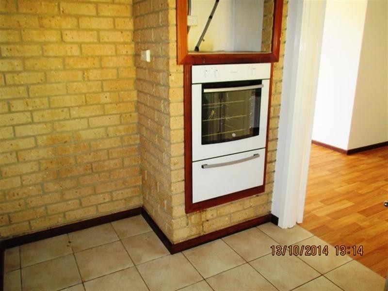 15 Fountains Court, Armadale WA 6112